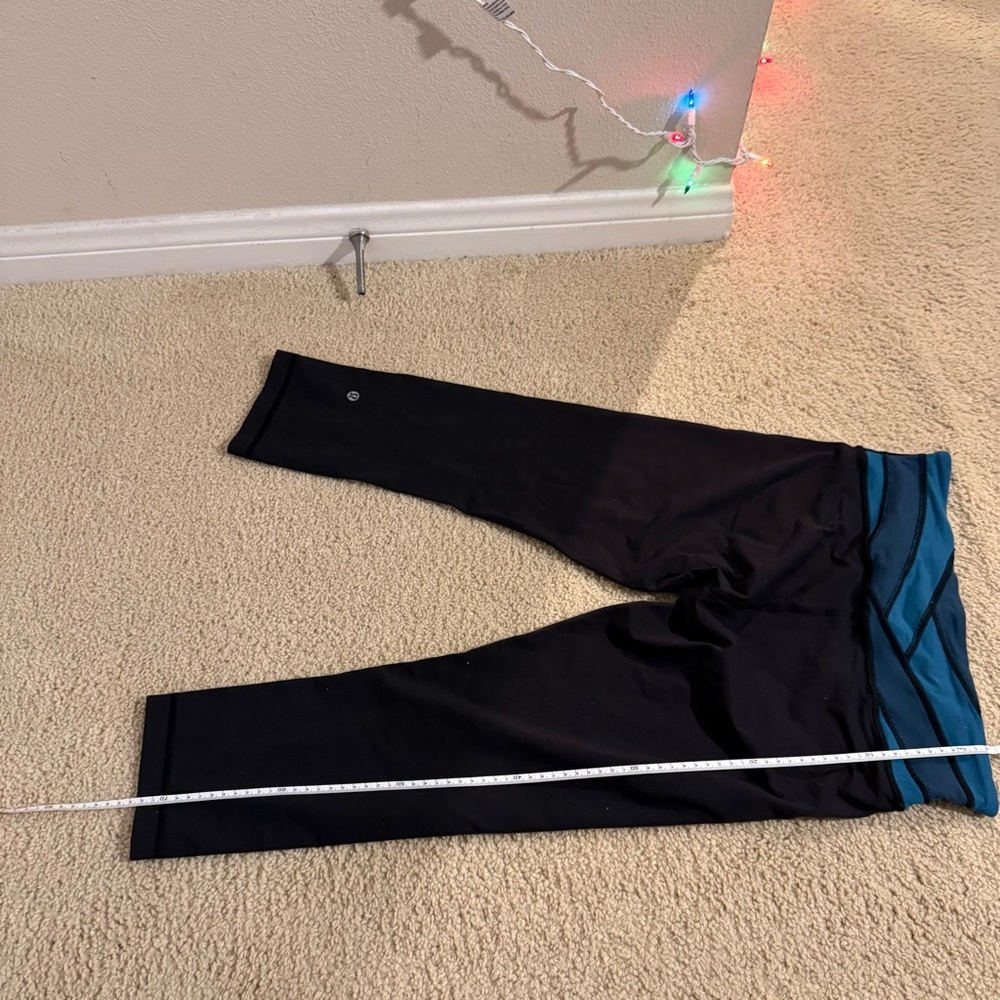 Lululemon Athletica Black Cropped Leggings with Blue Waistband - Picture 5 of 9